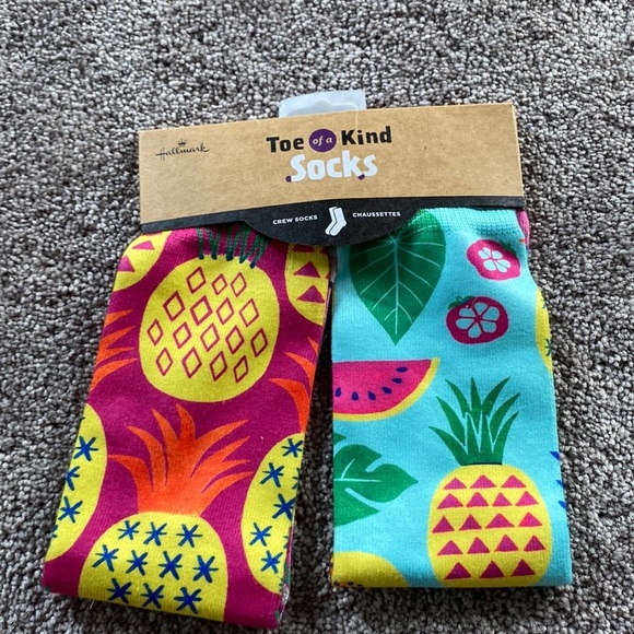 Socks - Picture 2 of 7